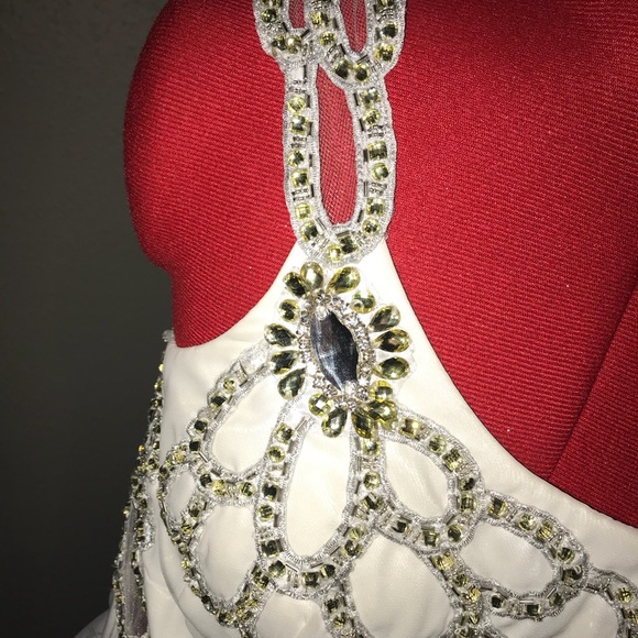 White Dress - Picture 6 of 6